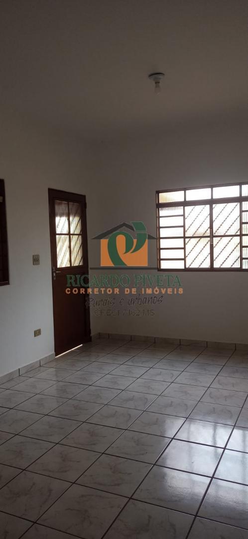 Casa à venda com 2 quartos, 152m² - Foto 1