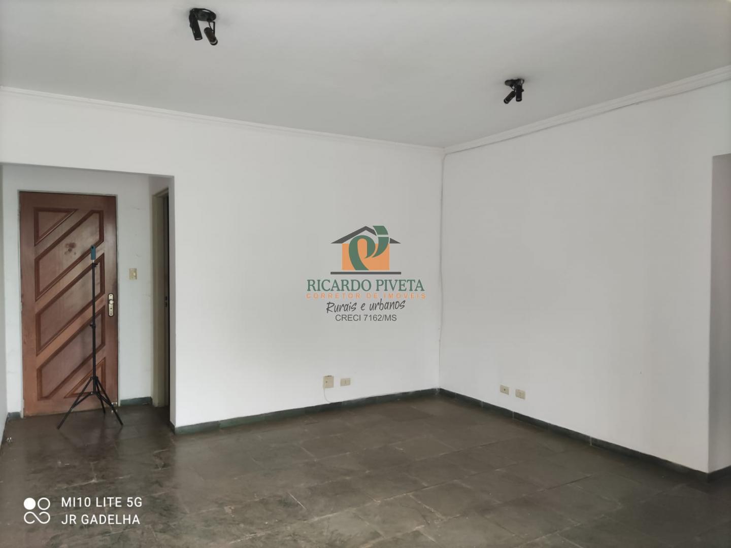 Apartamento à venda com 3 quartos, 67m² - Foto 3