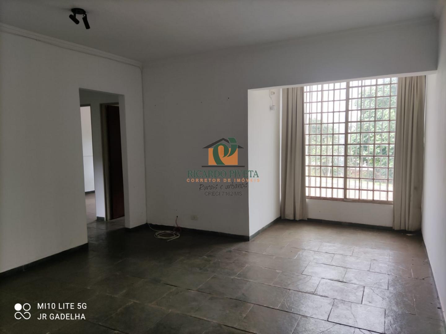 Apartamento à venda com 3 quartos, 67m² - Foto 2