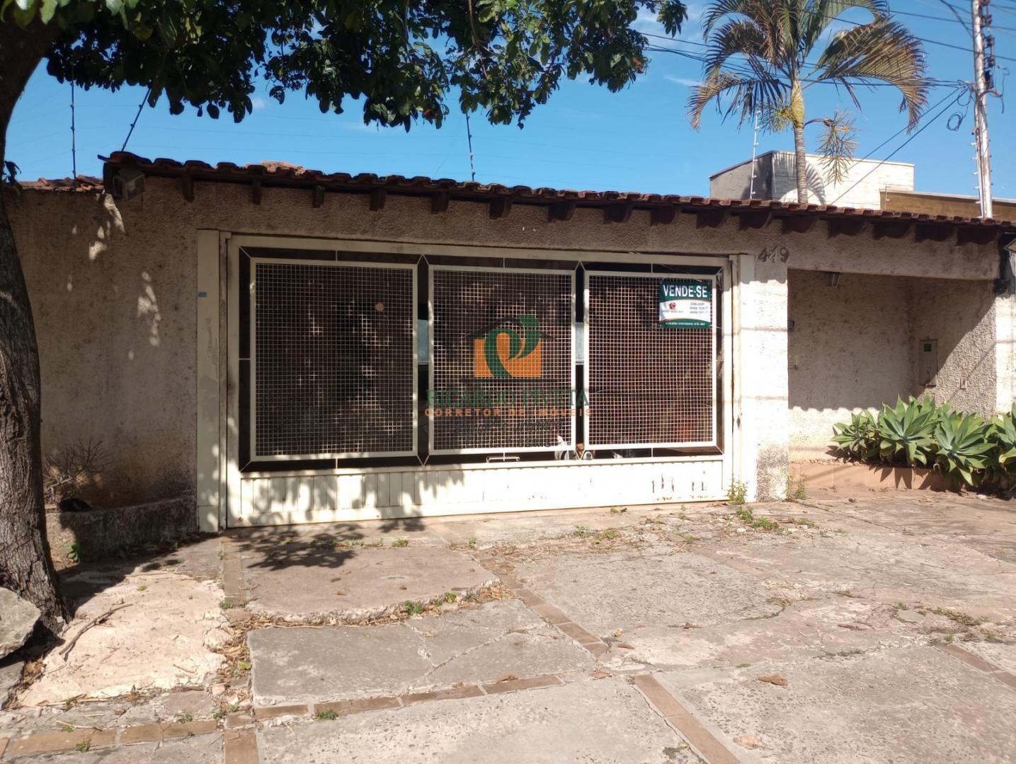 Casa Comercial à venda com 3 quartos, 150m² - Foto 1