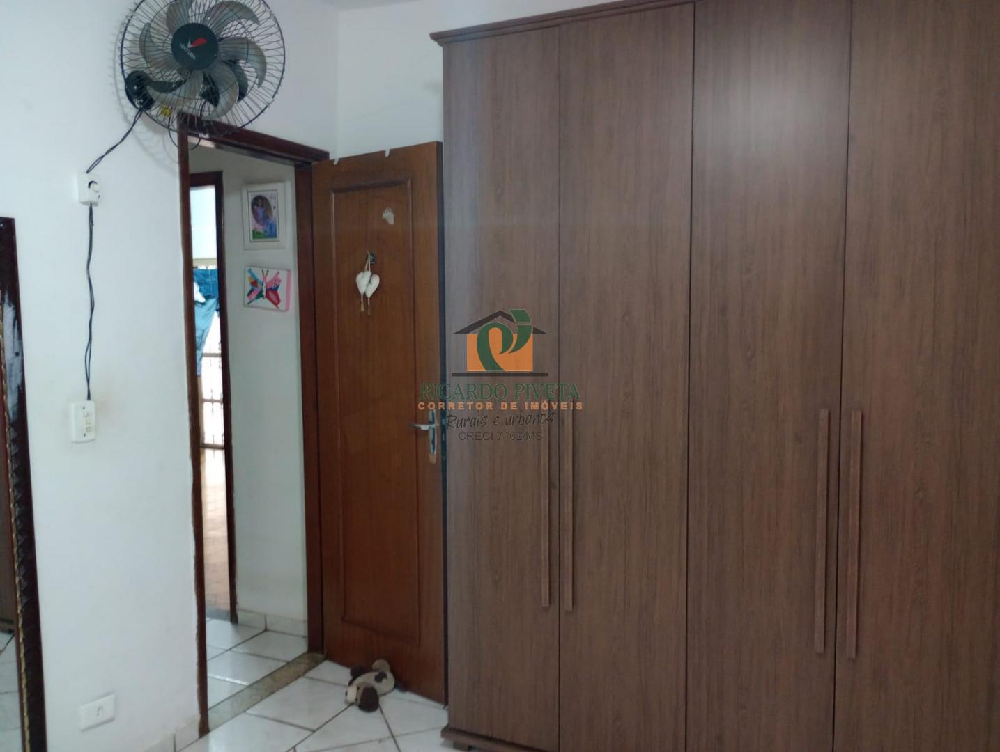 Casa Comercial à venda com 3 quartos, 150m² - Foto 9