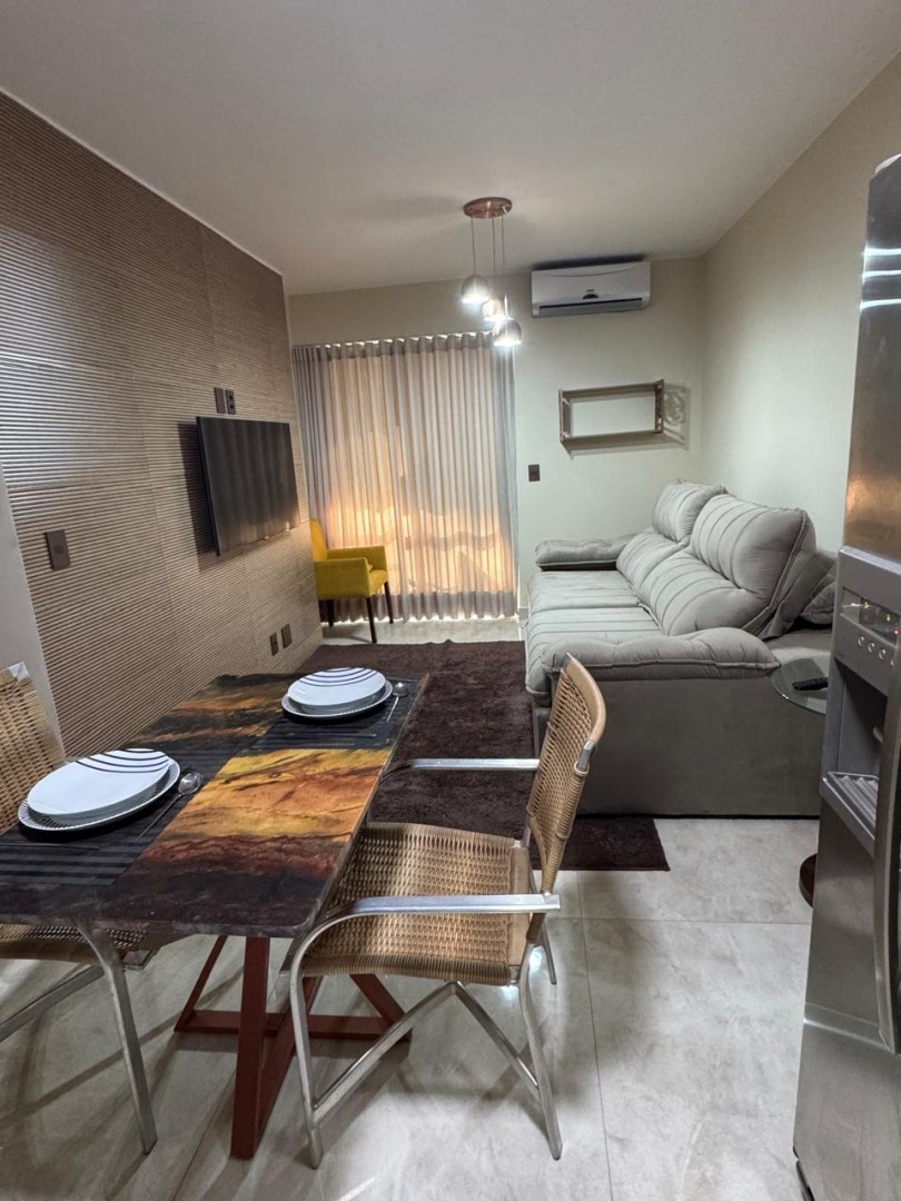 UNIDADE PARA LOCAÇÃO NO ED. BIARRITZ, 44M², RECÉM REFORMADO!